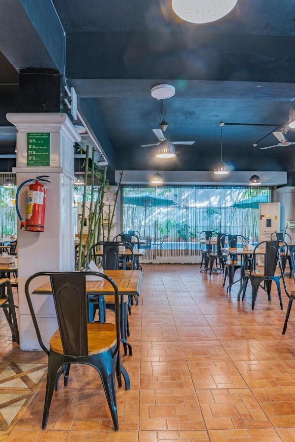Hotel Athome , Whitefields, Kondapur Haydarabad Dış mekan fotoğraf