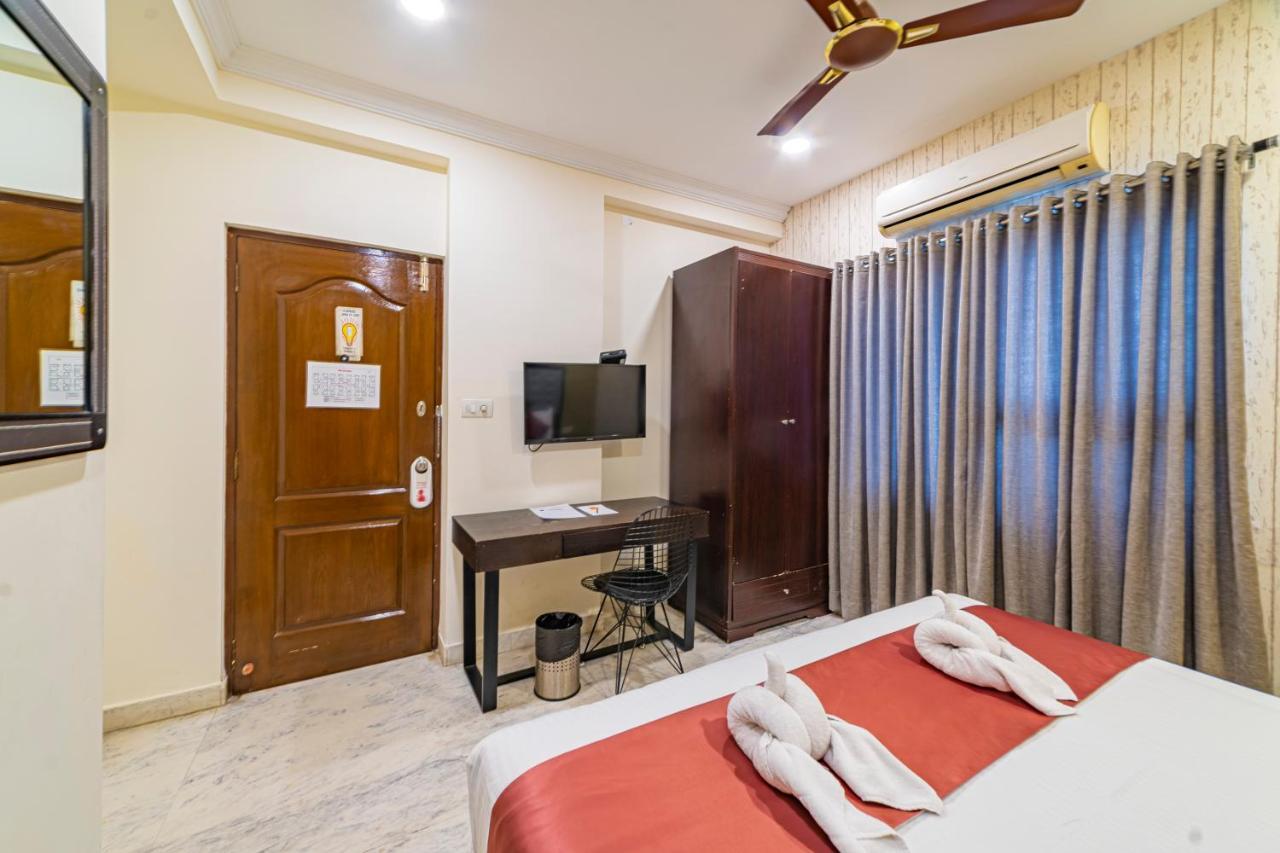 Hotel Athome , Whitefields, Kondapur Haydarabad Dış mekan fotoğraf