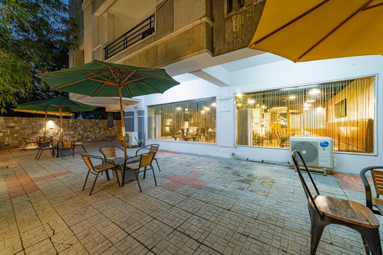 Hotel Athome , Whitefields, Kondapur Haydarabad Dış mekan fotoğraf
